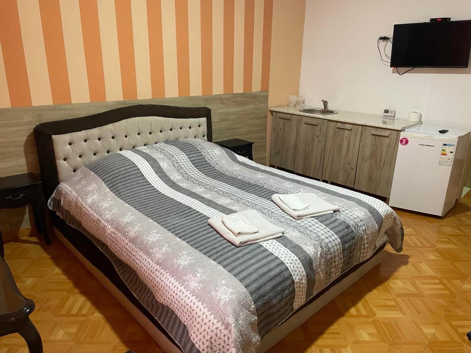 Bed&Breakfast Intermezzo Caffe Kikinda Buitenkant foto