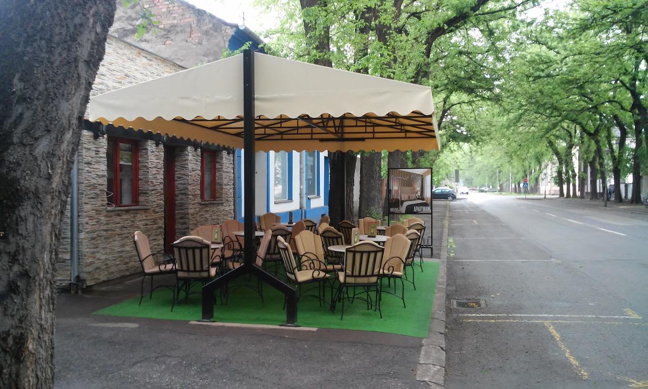 Bed&Breakfast Intermezzo Caffe Kikinda Buitenkant foto
