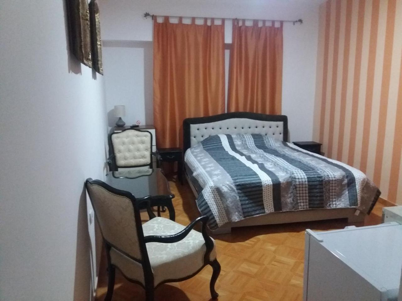 Bed&Breakfast Intermezzo Caffe Kikinda Buitenkant foto